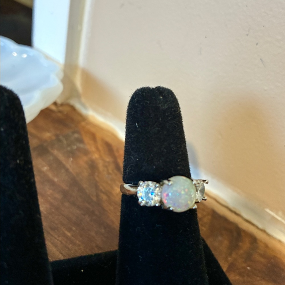 Opal Sterling silver CZ Ring - Picture 5 of 6